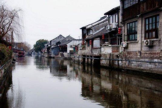 解疑扬智,怎么克服异地恋的不安全感?有问必答平台